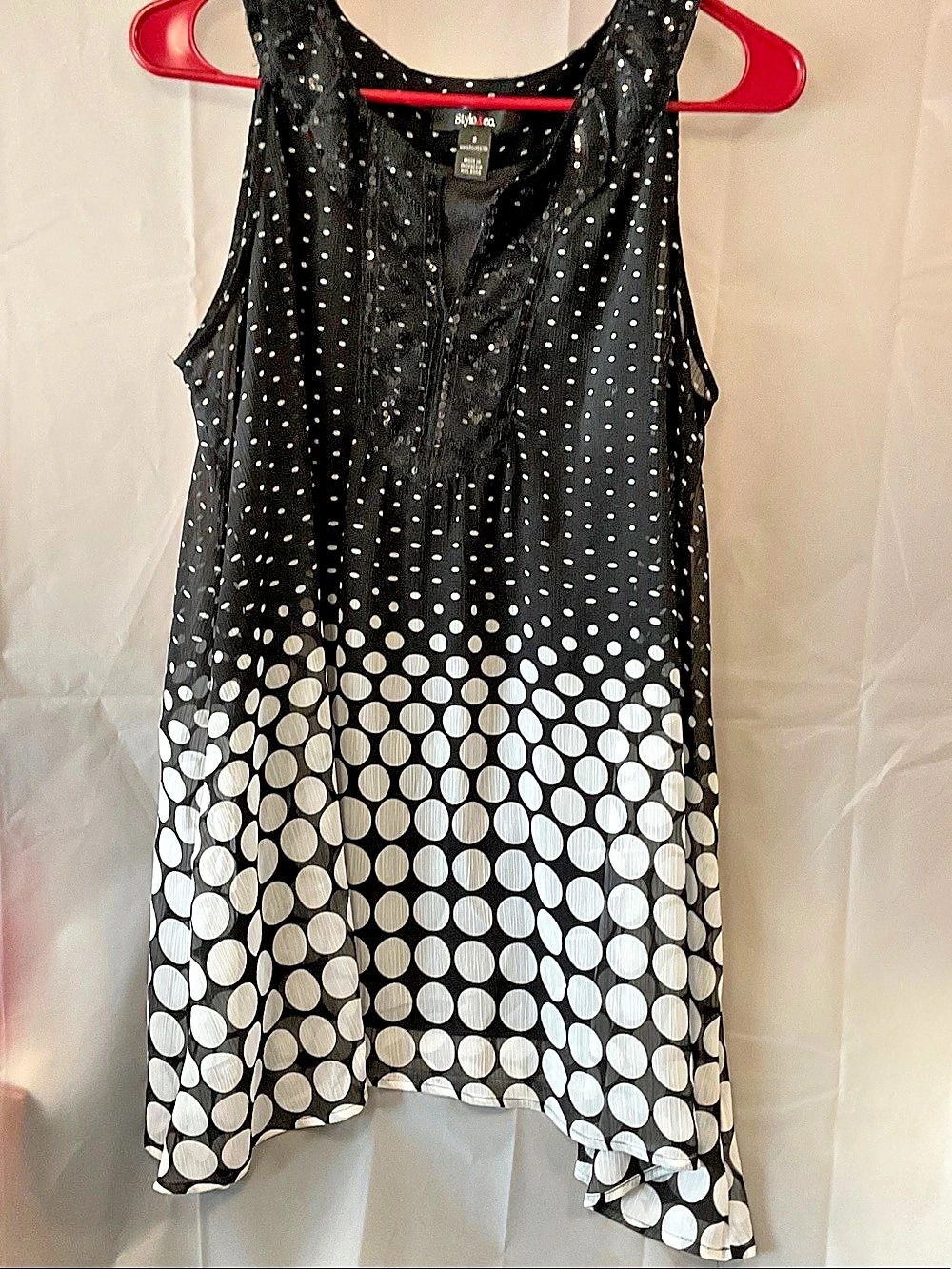 Style&Co Polka Dot Sleeveless Top in Black & White Size Small